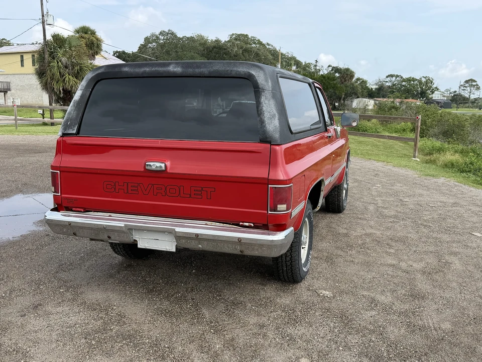 1987 Chevrolet K5 Blazer 2nd Gen - Image 6 of 31