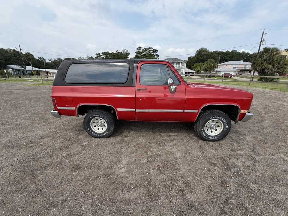 1987 Chevrolet K5 Blazer 2nd Gen - Image 5 of 31