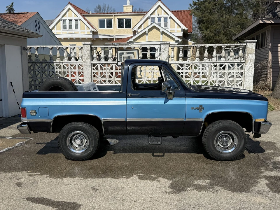 1987 Chevrolet K5 Blazer 2nd Gen - Image 9 of 31