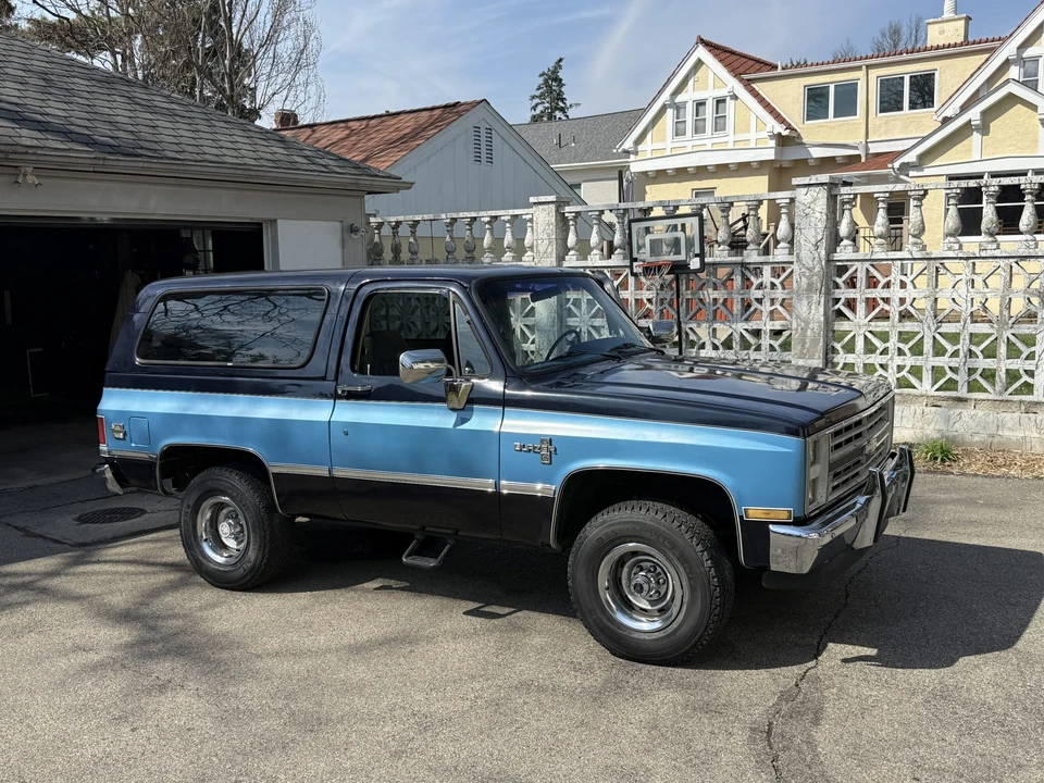 1987 Chevrolet K5 Blazer 2nd Gen - Image 19 of 31