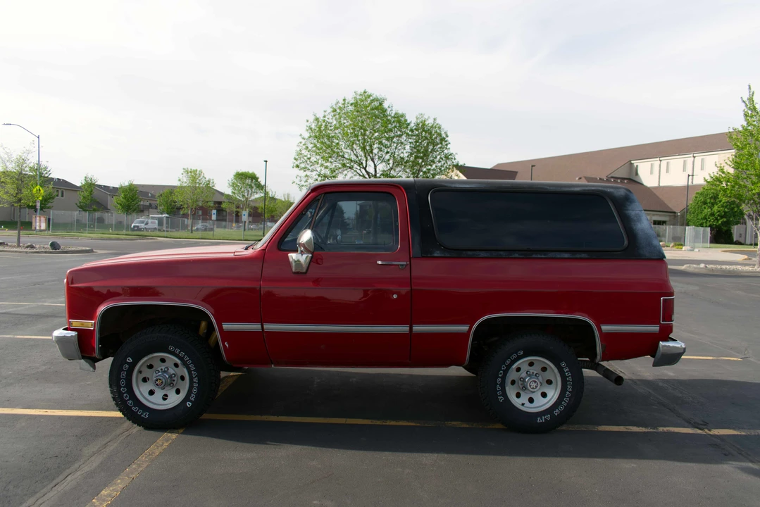 1987 Chevrolet K5 Blazer 2nd Gen - Image 6 of 31
