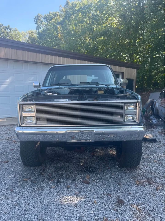 1987 Chevrolet K5 Blazer 2nd Gen - Image 2 of 20