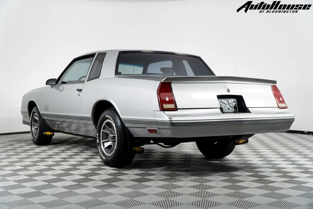 1987 Chevrolet Monte Carlo 4th Gen - Image 10 of 21
