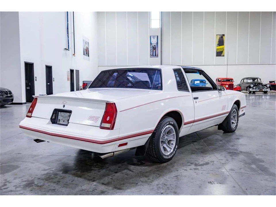 1987 Chevrolet Monte Carlo 4th Gen - Image 7 of 31