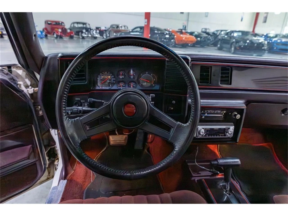 1987 Chevrolet Monte Carlo 4th Gen - Image 11 of 31