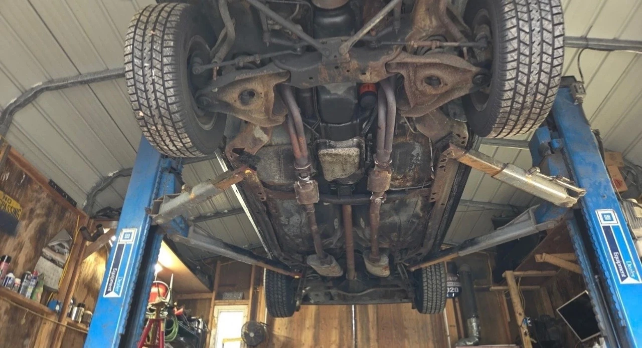 1987 Chevrolet Monte Carlo 4th Gen - Image 10 of 11
