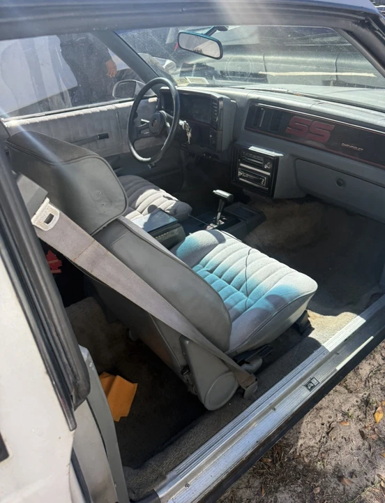 1987 Chevrolet Monte Carlo 4th Gen - Image 5 of 11
