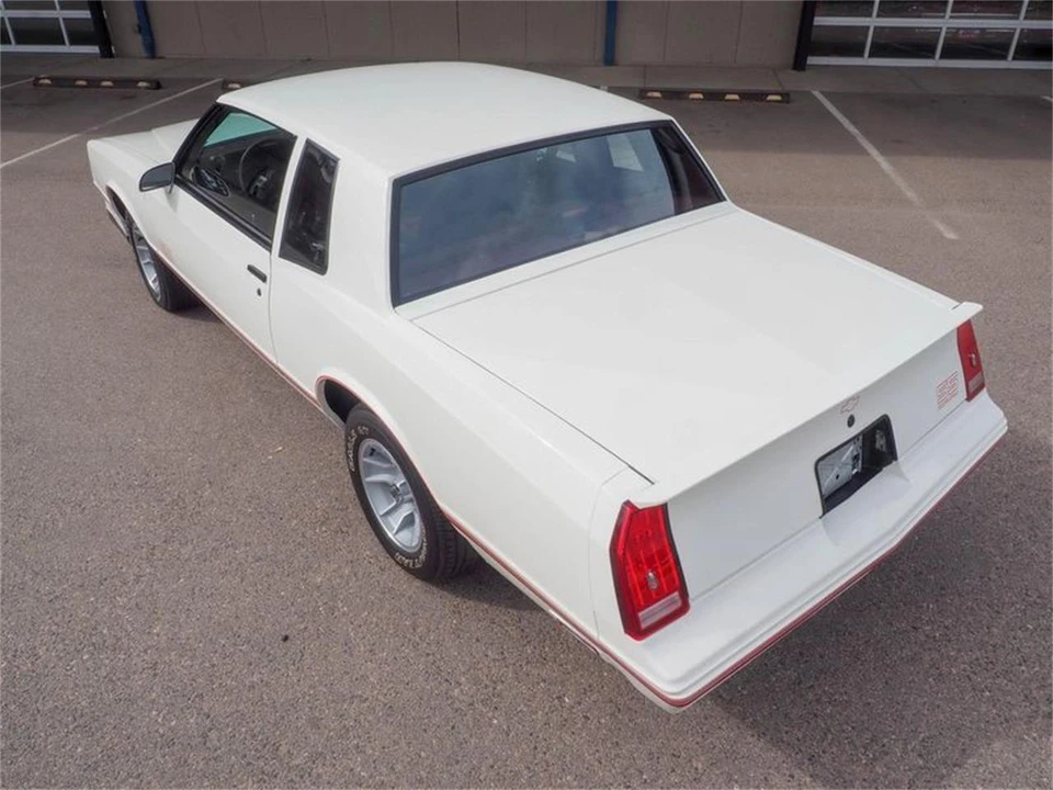 1987 Chevrolet Monte Carlo 4th Gen - Image 12 of 31