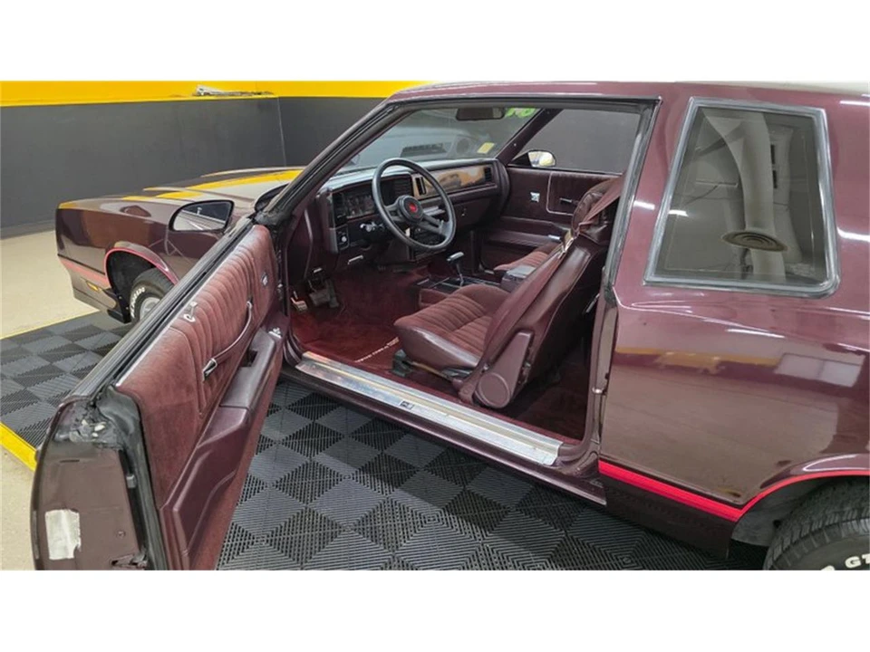 1987 Chevrolet Monte Carlo 4th Gen - Image 8 of 31