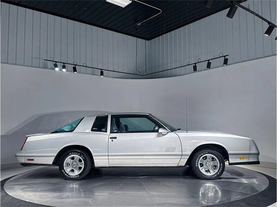 1987 Chevrolet Monte Carlo 4th Gen - Image 5 of 31