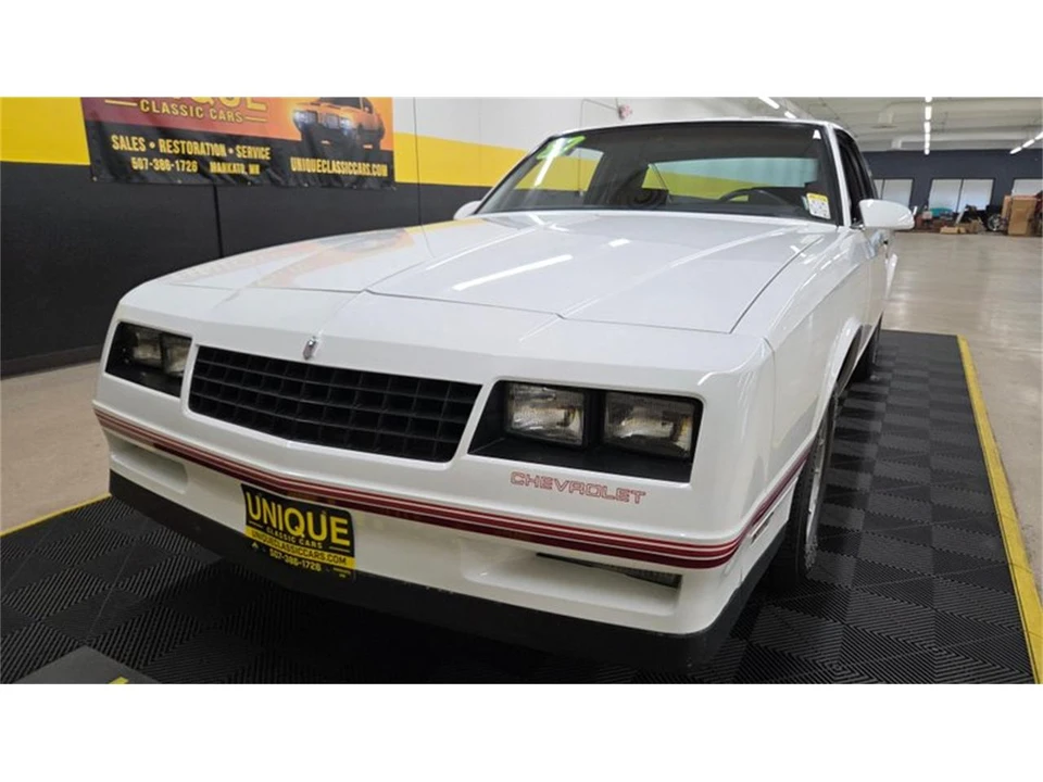 1987 Chevrolet Monte Carlo 4th Gen - Image 11 of 31