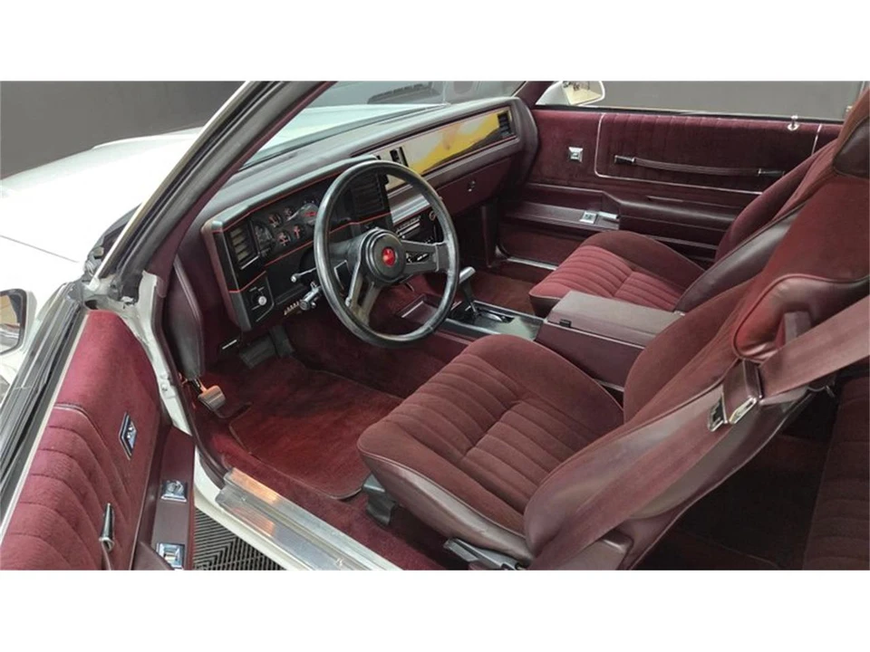 1987 Chevrolet Monte Carlo 4th Gen - Image 8 of 31
