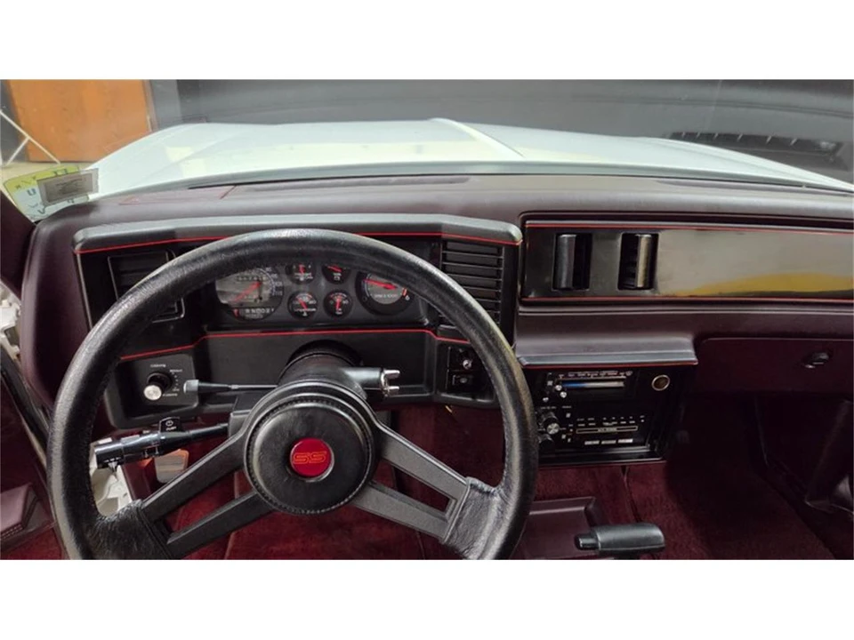 1987 Chevrolet Monte Carlo 4th Gen - Image 29 of 31