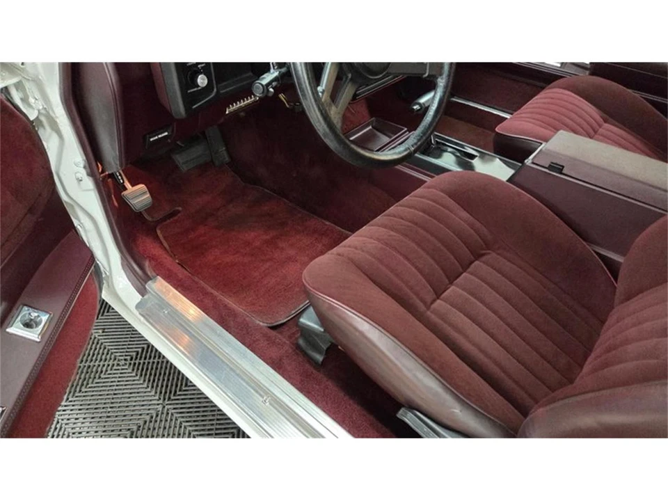 1987 Chevrolet Monte Carlo 4th Gen - Image 24 of 31