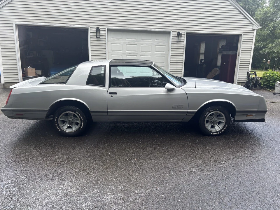 1987 Chevrolet Monte Carlo 4th Gen - Image 9 of 14