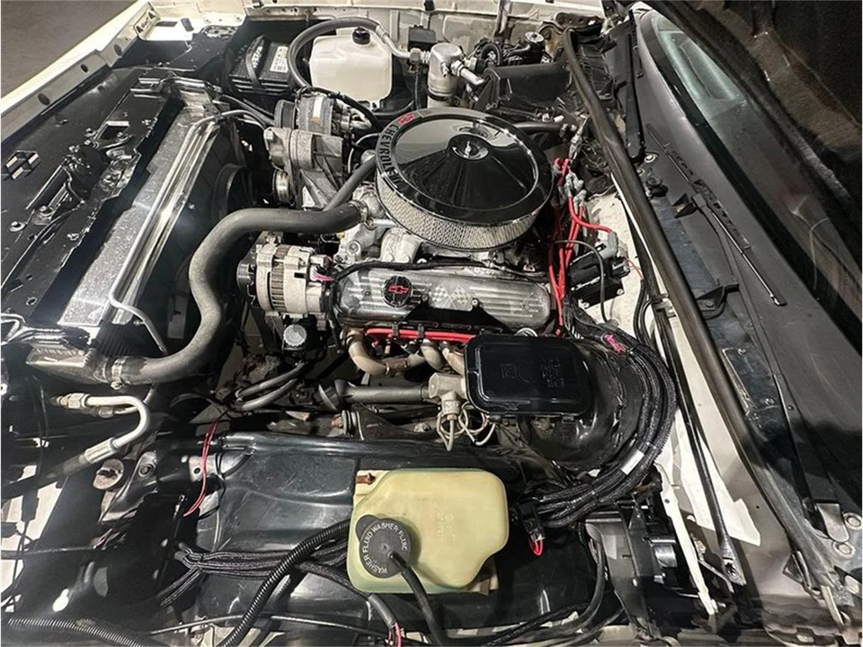 1987 Chevrolet Monte Carlo 4th Gen - Image 25 of 31