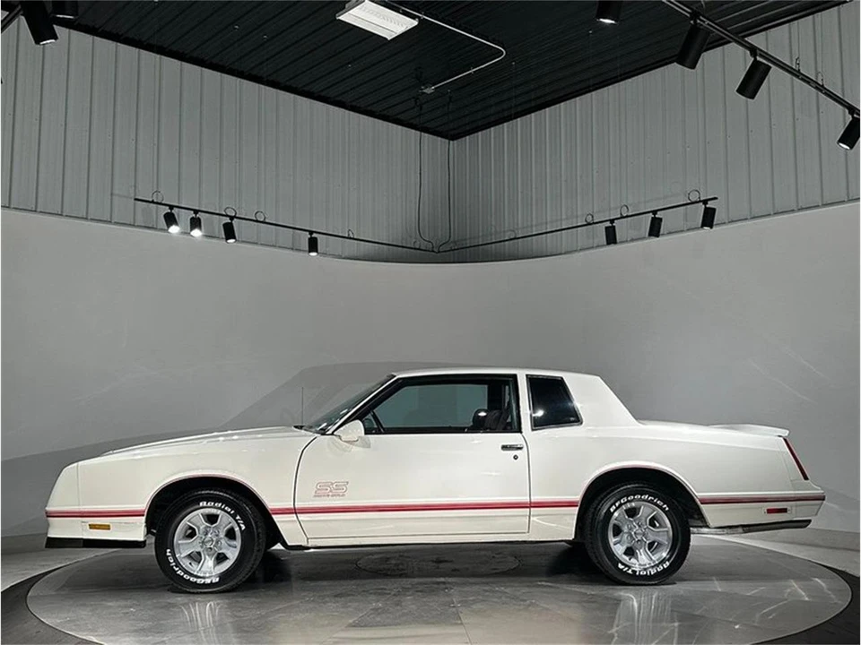 1987 Chevrolet Monte Carlo 4th Gen - Image 10 of 31