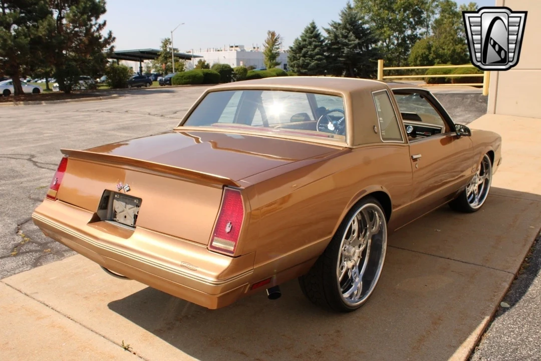 1987 Chevrolet Monte Carlo 4th Gen - Image 9 of 12