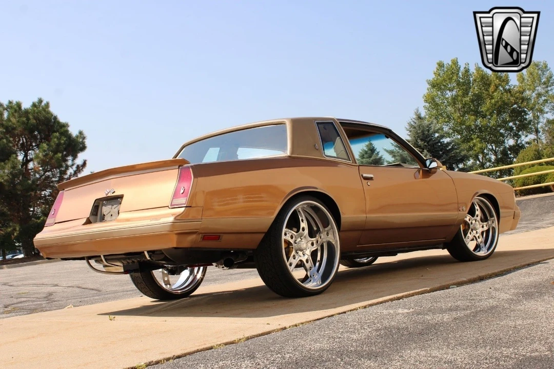 1987 Chevrolet Monte Carlo 4th Gen - Image 10 of 12