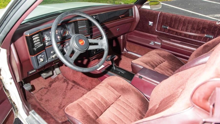 1987 Chevrolet Monte Carlo 4th Gen - Image 4 of 13