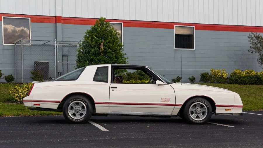1987 Chevrolet Monte Carlo 4th Gen - Image 8 of 13