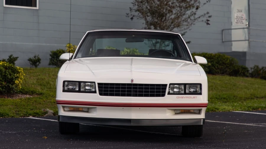 1987 Chevrolet Monte Carlo 4th Gen - Image 10 of 13