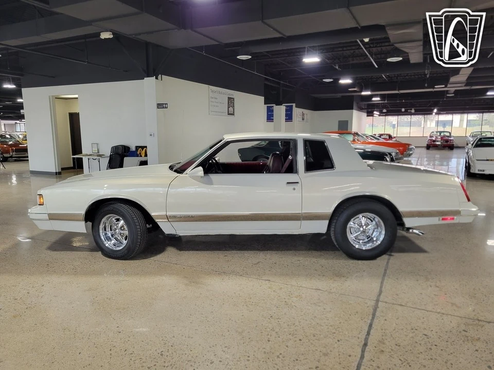 1987 Chevrolet Monte Carlo 4th Gen - Image 8 of 12