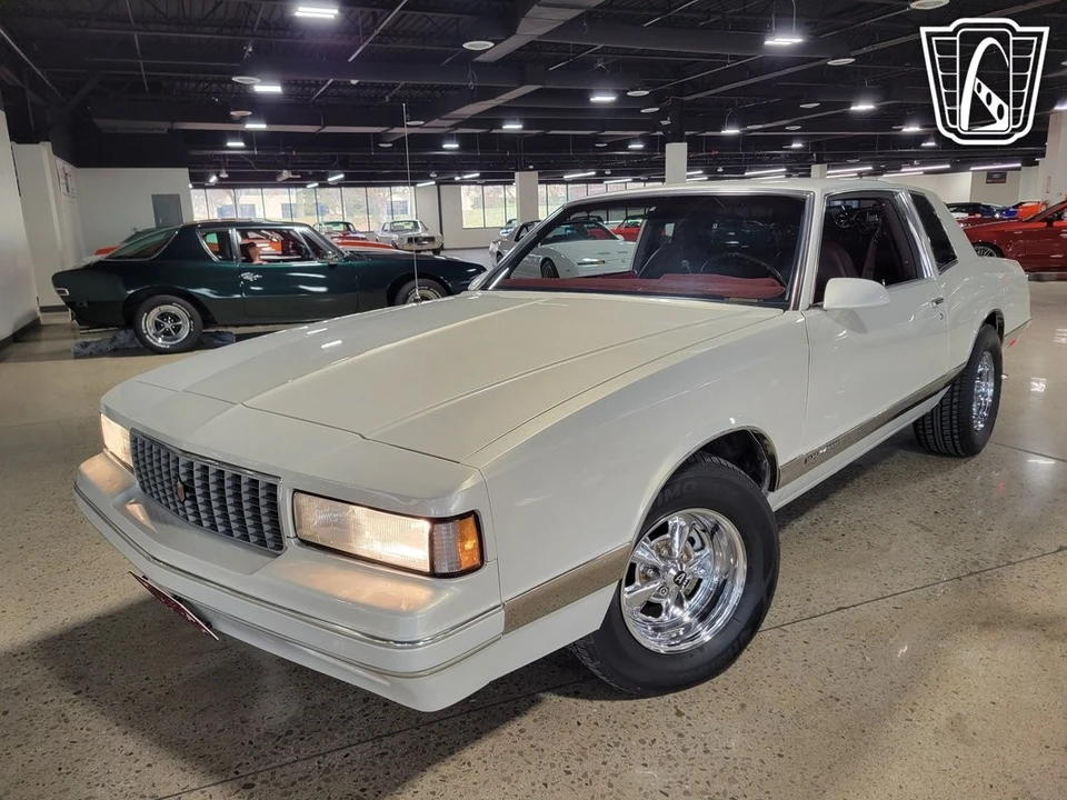 1987 Chevrolet Monte Carlo 4th Gen - Image 4 of 12