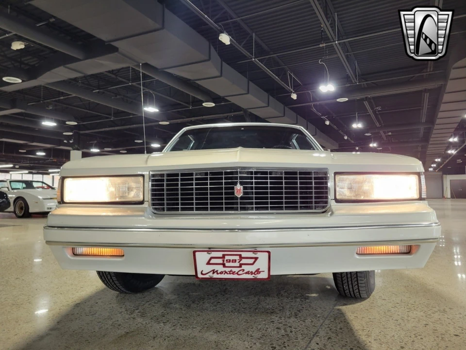1987 Chevrolet Monte Carlo 4th Gen - Image 5 of 12