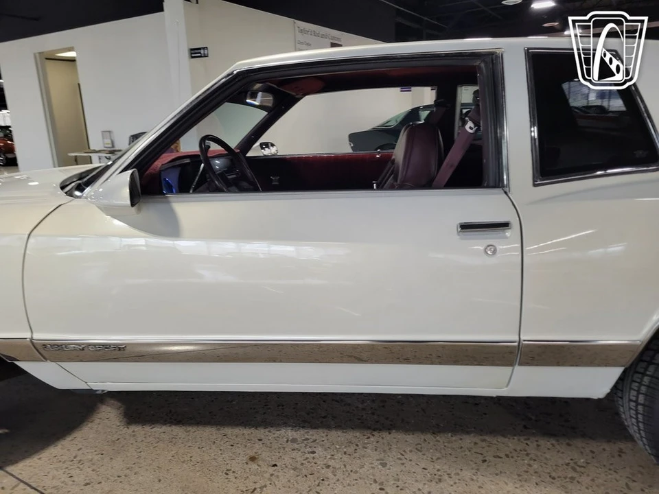 1987 Chevrolet Monte Carlo 4th Gen - Image 11 of 12