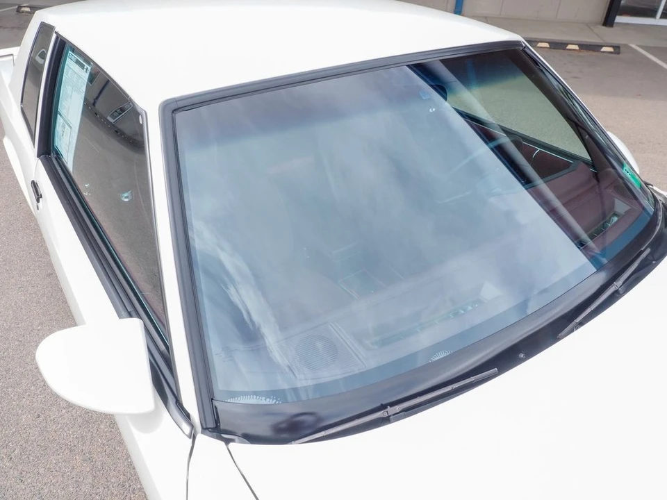 1987 Chevrolet - Image 26 of 31