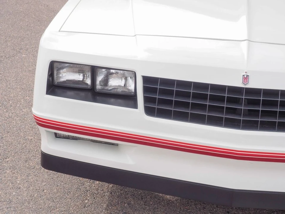 1987 Chevrolet - Image 20 of 31