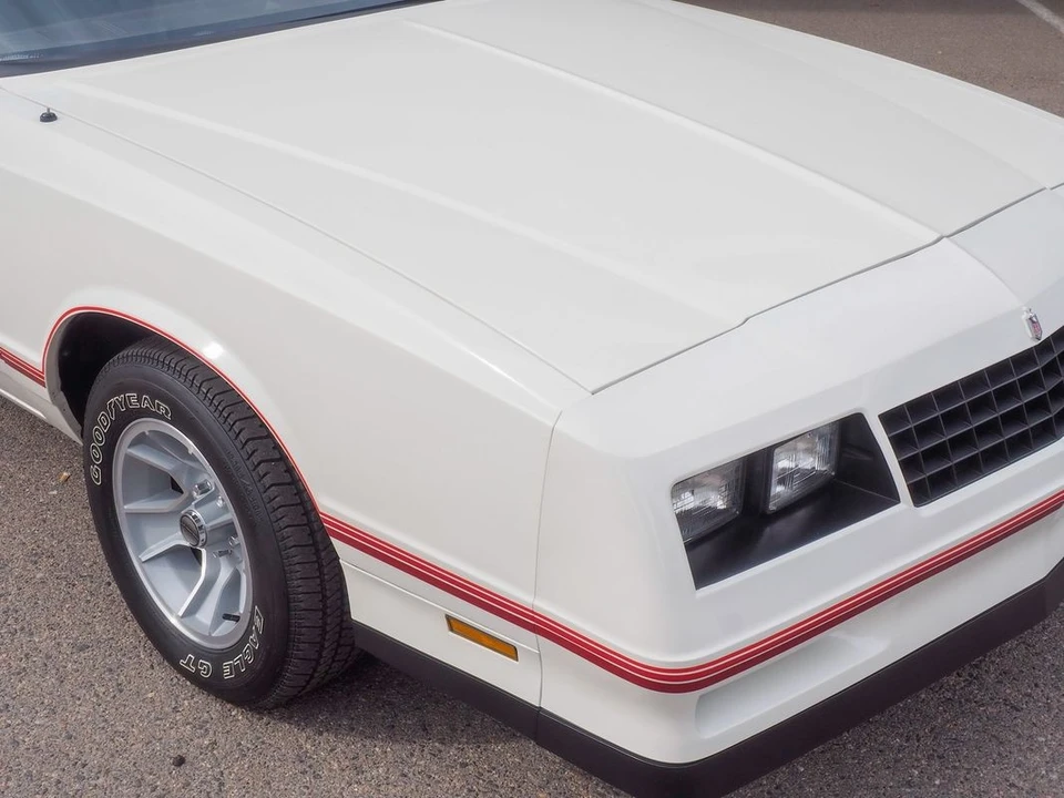 1987 Chevrolet - Image 30 of 31