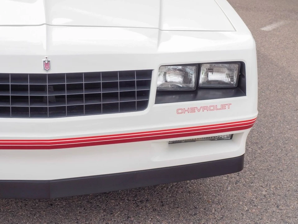 1987 Chevrolet - Image 21 of 31