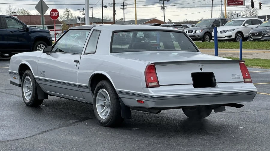 1987 Chevrolet Monte Carlo 4th Gen - Image 8 of 21