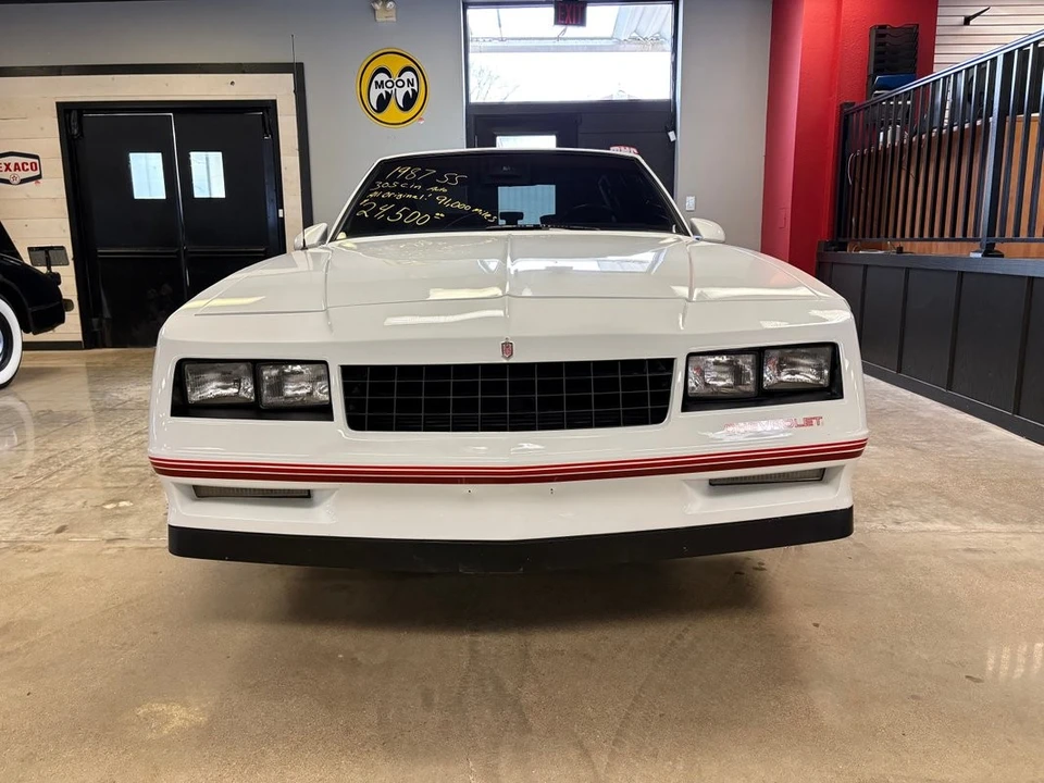 1987 Chevrolet Monte Carlo 4th Gen - Image 2 of 21