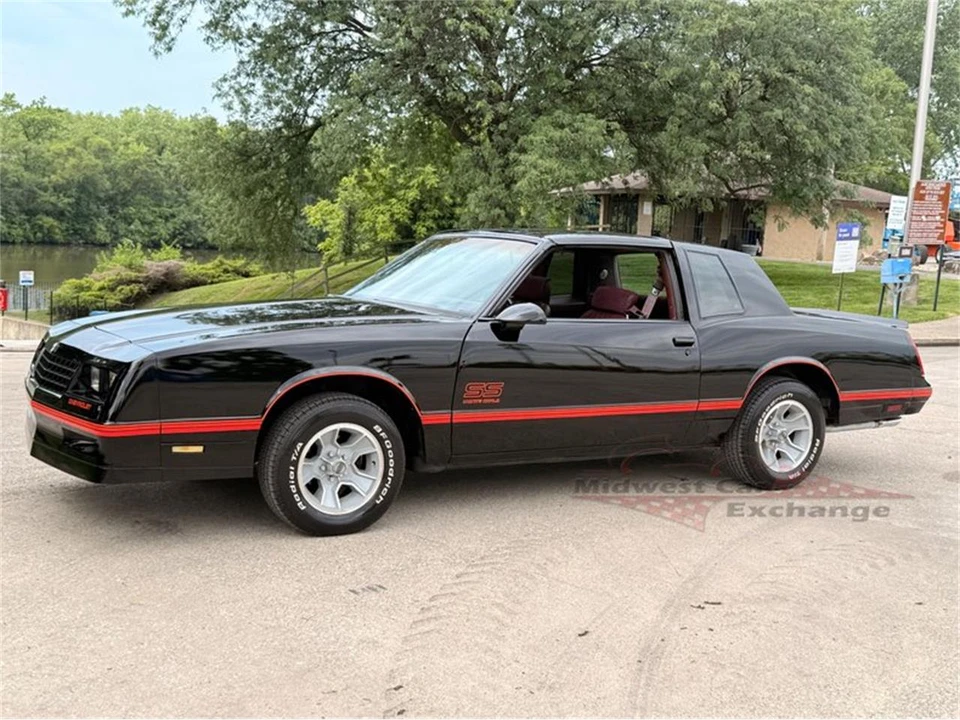 1987 Chevrolet Monte Carlo 4th Gen - Image 2 of 31