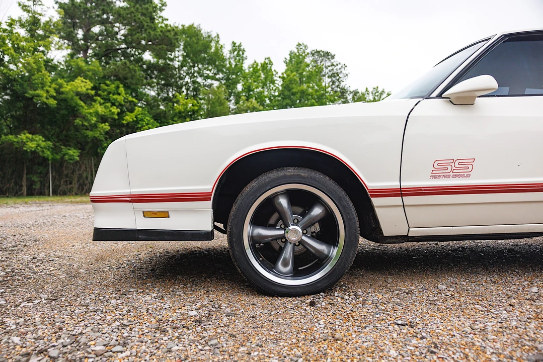 1987 Chevrolet Monte Carlo 4th Gen - Image 15 of 31