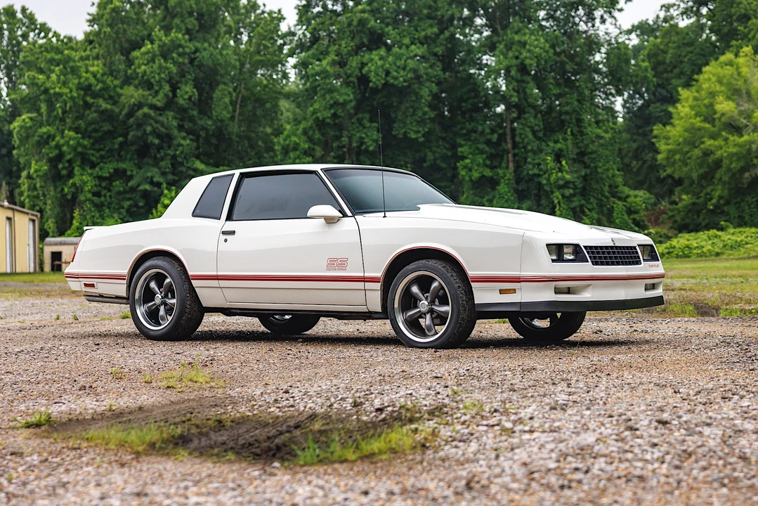 1987 Chevrolet Monte Carlo 4th Gen - Image 8 of 31