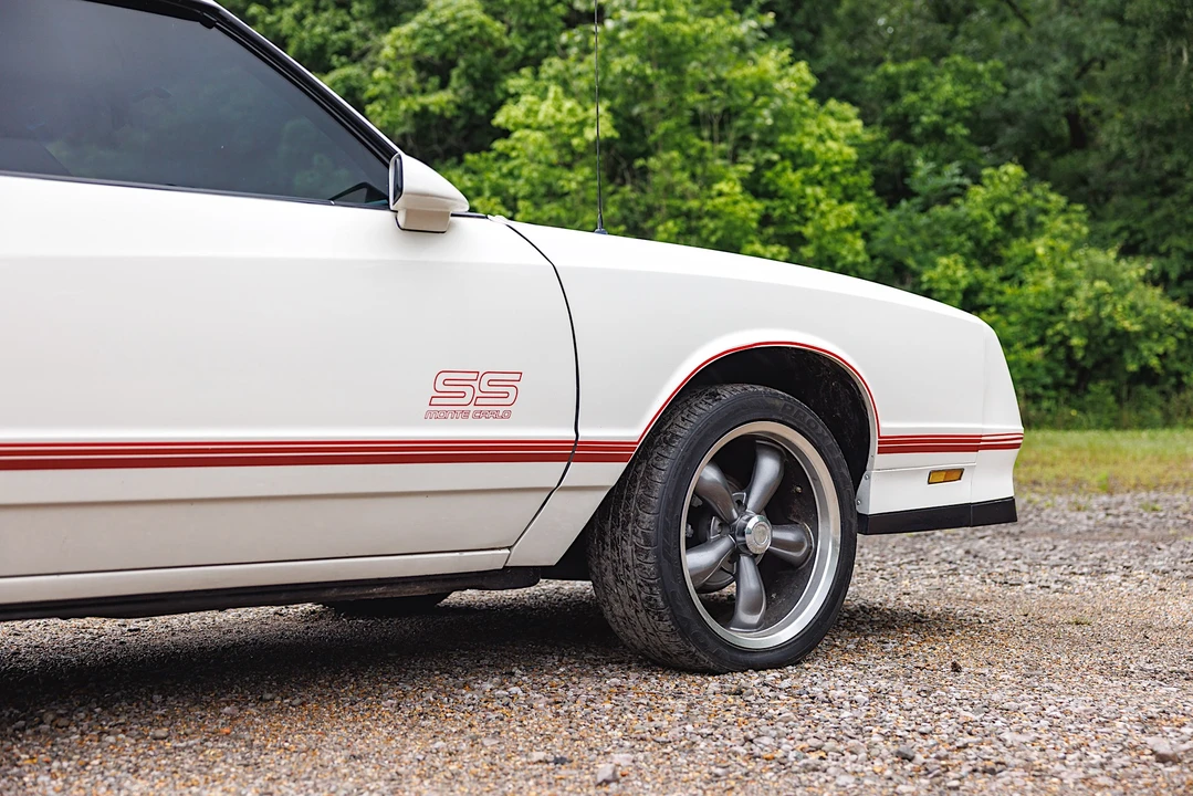 1987 Chevrolet Monte Carlo 4th Gen - Image 17 of 31
