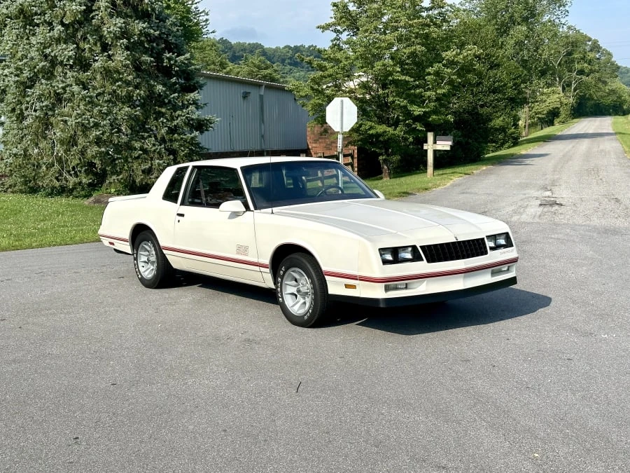 1987 Chevrolet Monte Carlo 4th Gen - Image 6 of 16