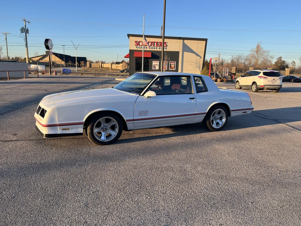 1987 Chevrolet Monte Carlo 4th Gen - Image 12 of 31