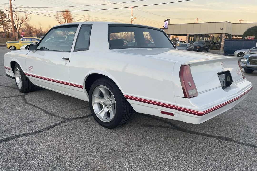 1987 Chevrolet Monte Carlo 4th Gen - Image 4 of 31