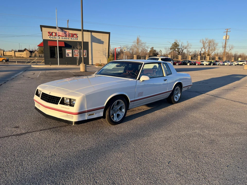 1987 Chevrolet Monte Carlo 4th Gen - Image 11 of 31