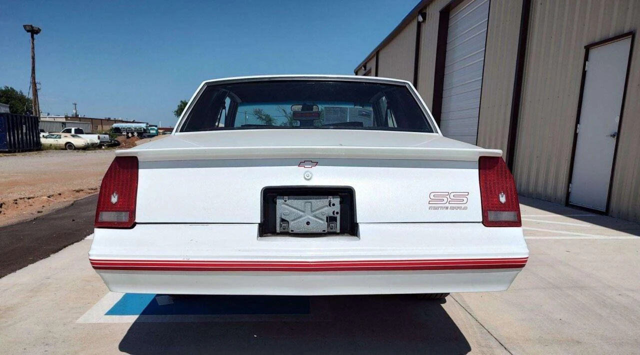 1987 Chevrolet Monte Carlo 4th Gen - Image 22 of 31