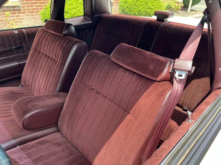 1987 Chevrolet Monte Carlo 4th Gen - Image 6 of 10