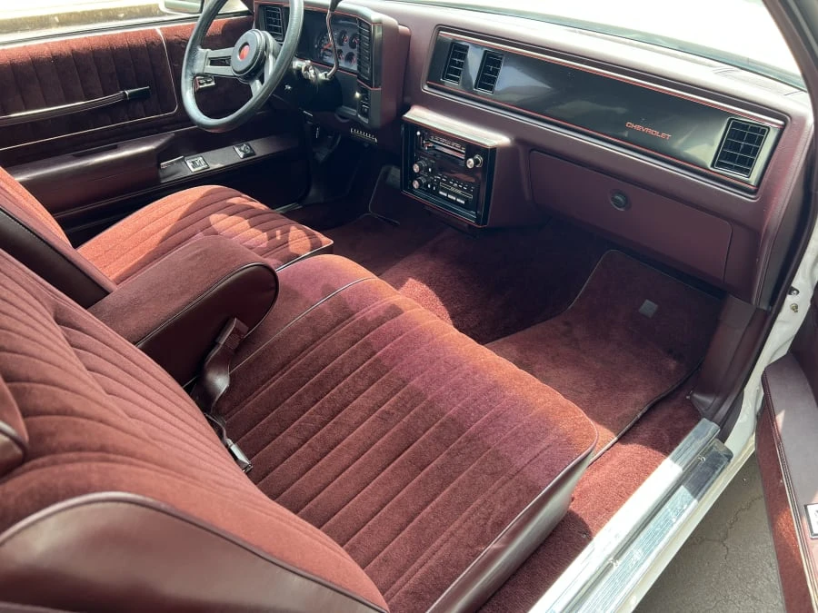 1987 Chevrolet Monte Carlo 4th Gen - Image 7 of 10