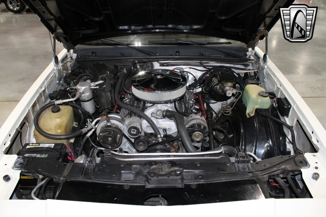 1987 Chevrolet Monte Carlo 4th Gen - Image 11 of 12