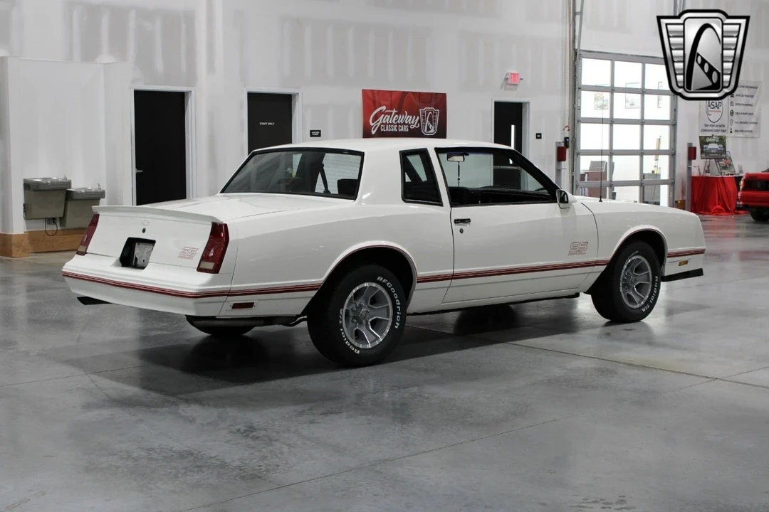 1987 Chevrolet Monte Carlo 4th Gen - Image 5 of 12