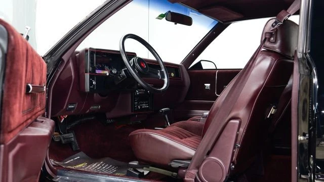 1987 Chevrolet Monte Carlo 4th Gen - Image 19 of 31
